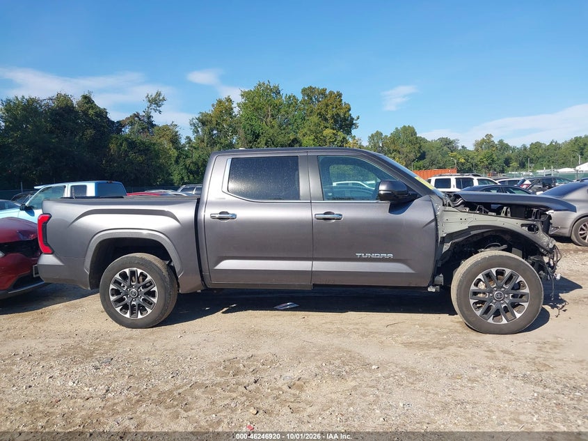 TOYOTA TUNDRA - zdjęcie 14