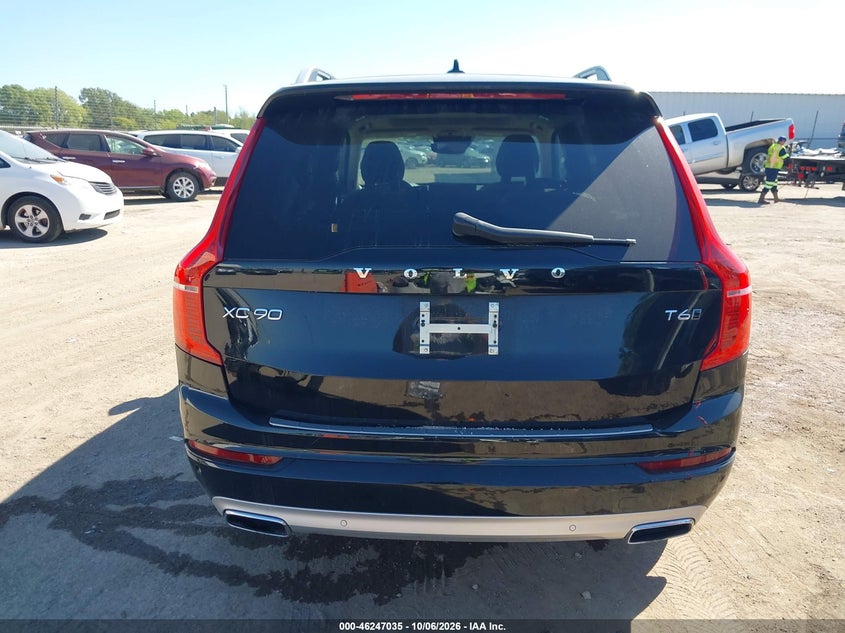 VOLVO XC90 - zdjęcie 17