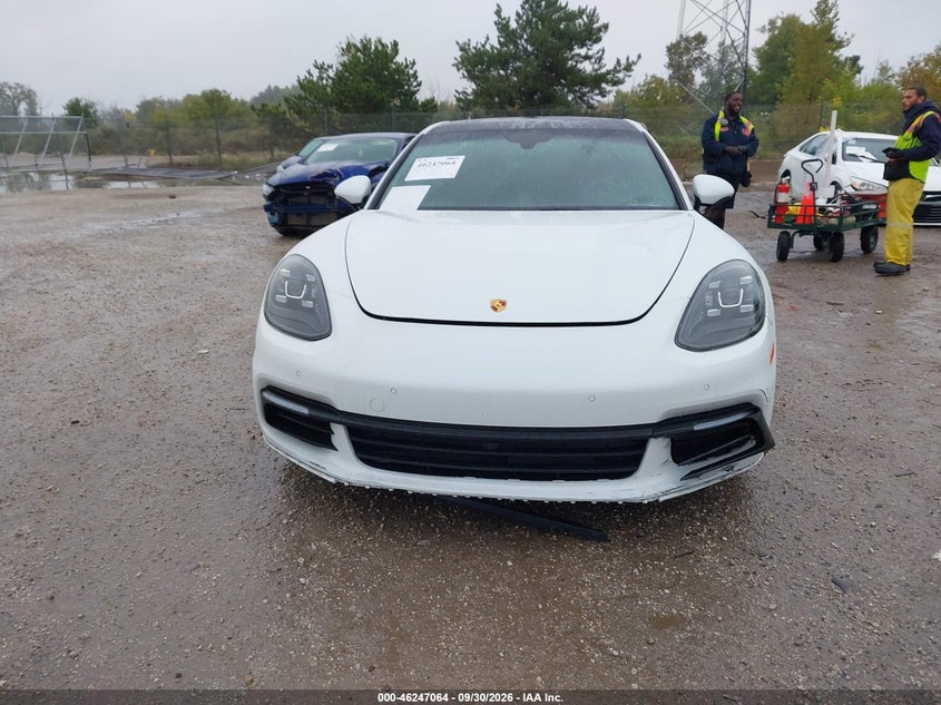PORSCHE PANAMERA - zdjęcie 12