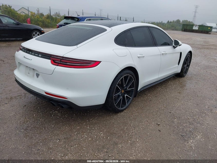 PORSCHE PANAMERA - zdjęcie 4