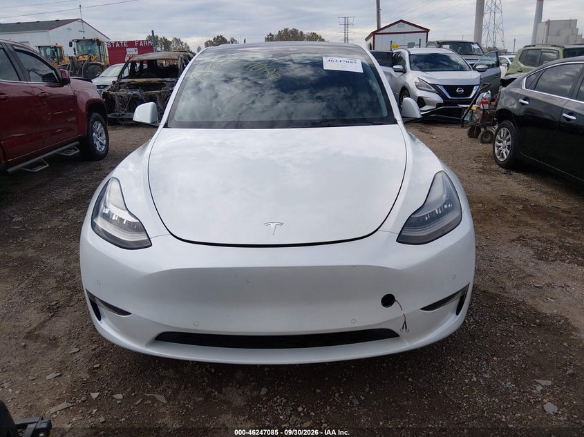TESLA MODEL Y - zdjęcie 12