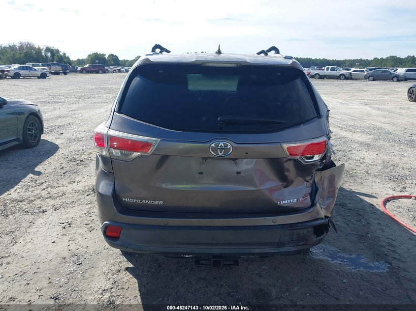 TOYOTA HIGHLANDER - zdjęcie 16