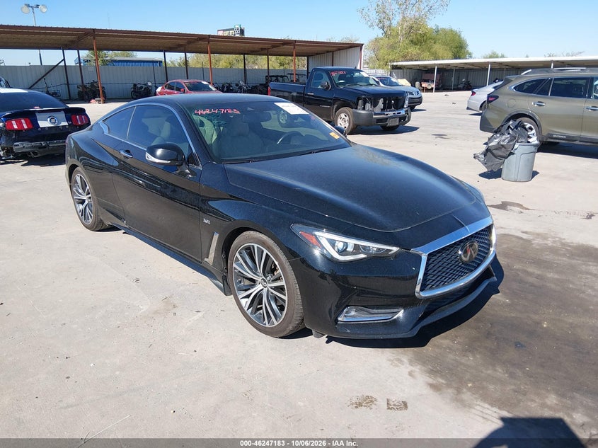 2020 INFINITI Q60 LUXE