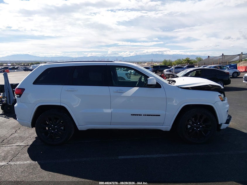 JEEP GRAND CHEROKEE - zdjęcie 13