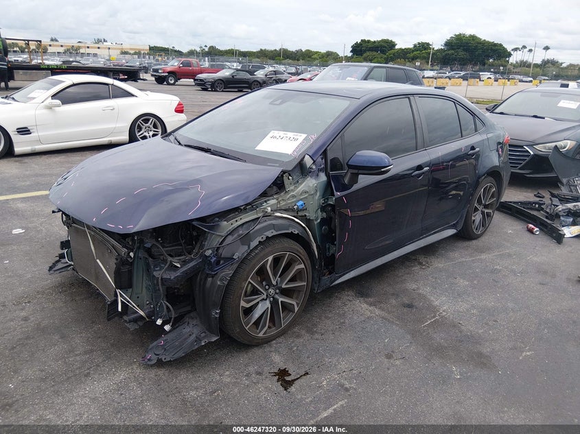 TOYOTA COROLLA - zdjęcie 2