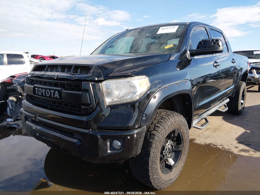 TOYOTA TUNDRA - zdjęcie 2