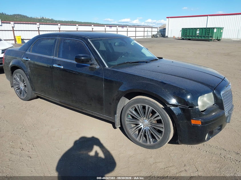 Vin: 2c3ca9ct5ah270749, lot: 46747379, chrysler 300c v8 2010 img_1