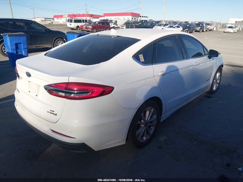 Vin: 3fa6p0lu4kr240813, lot: 46747524, ford fusion hybrid se 20194
