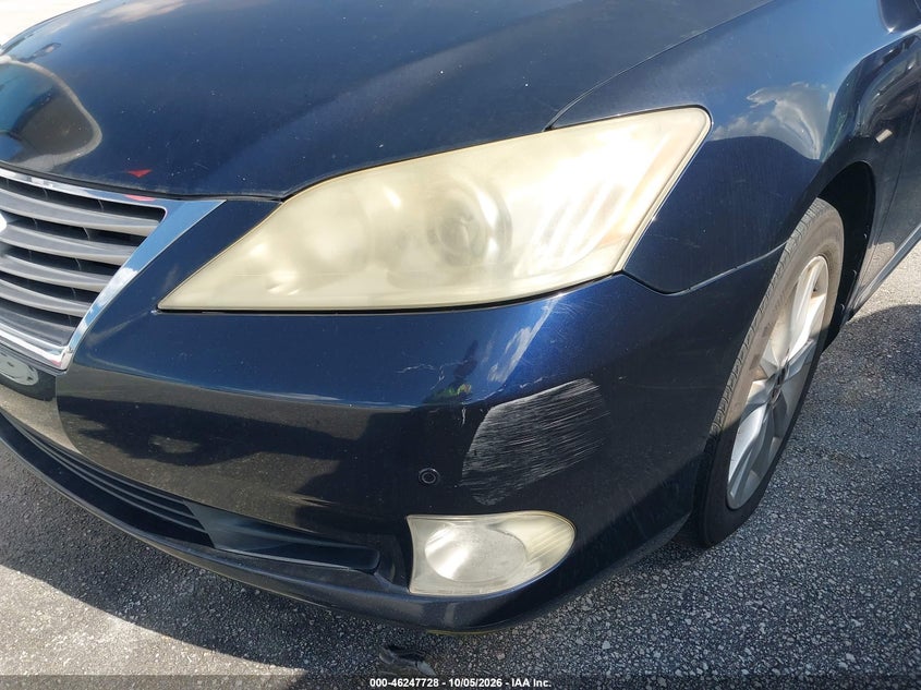 2010 LEXUS ES 350 · Photo 17