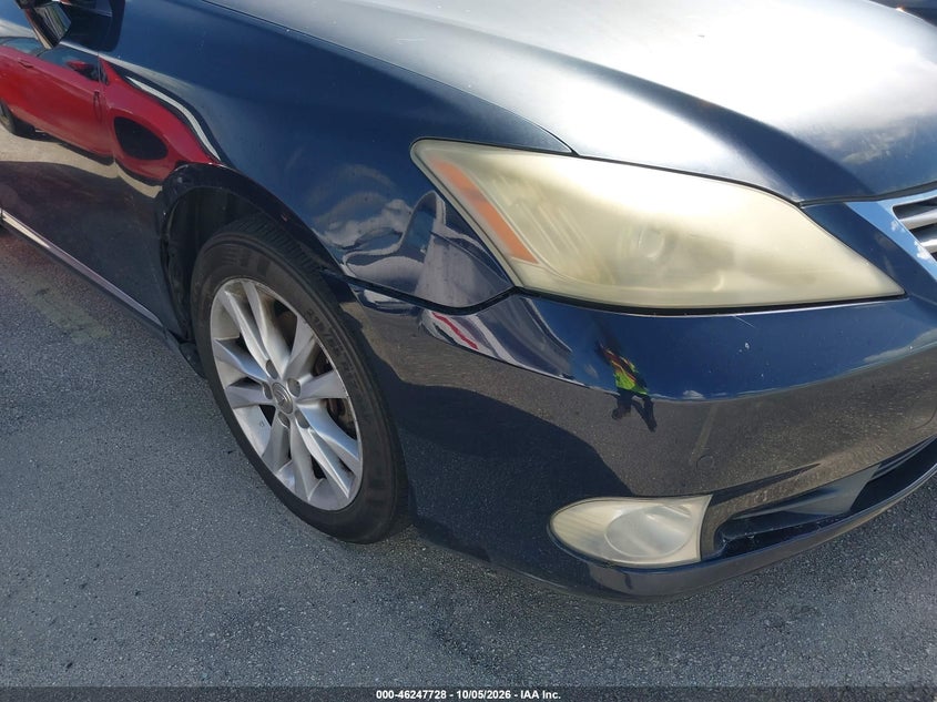 2010 LEXUS ES 350 · Photo 19