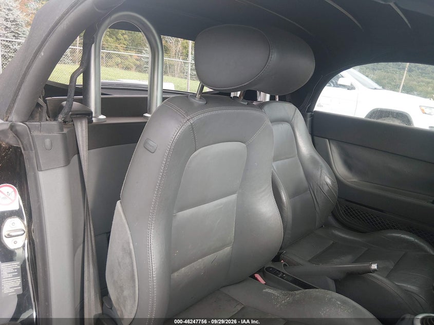 AUDI TT 2001 VIN TRUUT28N111041419