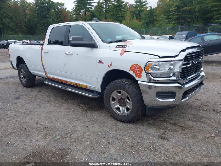 2021 Ram 2500 Big Horn 4X4 8' Box, Правый бок, IAAI, VIN 3C6UR5JL9MG508652