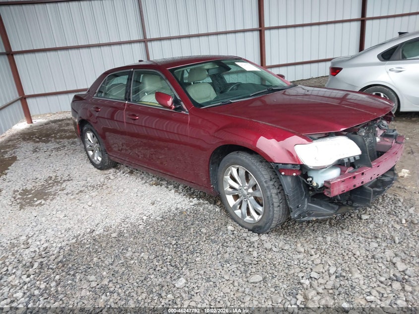Vin: 2c3ccarg6hh614556, lot: 46747818, chrysler 300 limited awd 2017 img_1