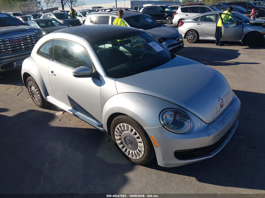 Vin: 3vwhp7at1em612497, lot: 46747878, volkswagen beetle 2.5l 20141