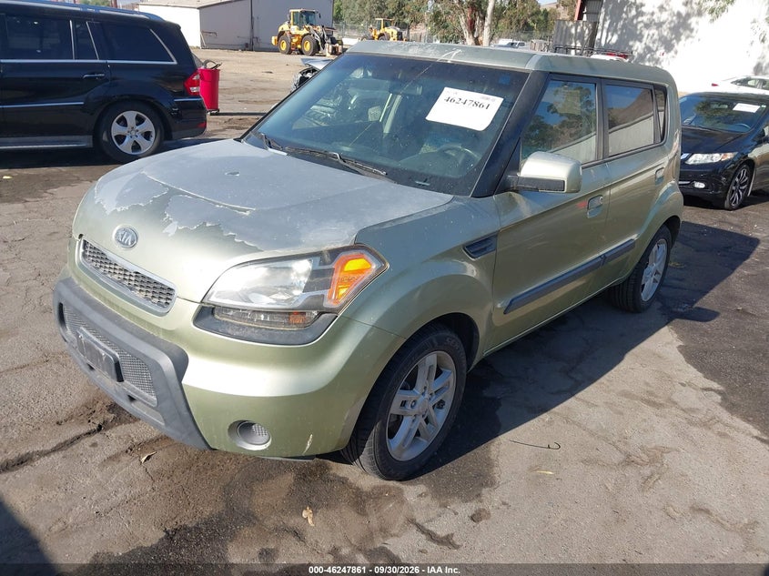 Vin: kndjt2a26a7077617, lot: 46747887, kia soul + 20102