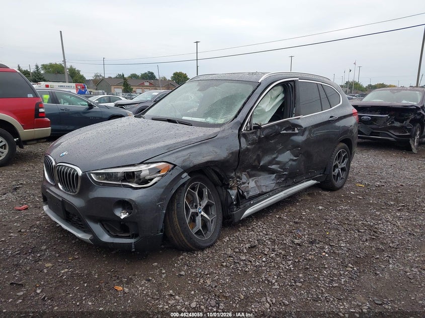 BMW X1 - zdjęcie 2