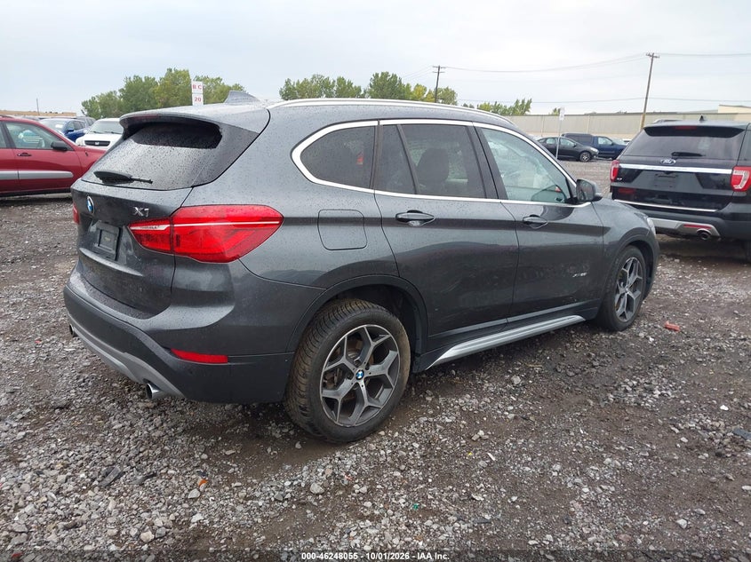 BMW X1 - zdjęcie 4