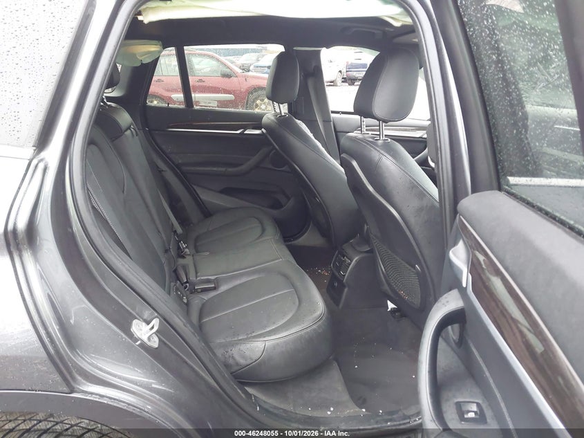 BMW X1 - zdjęcie 8