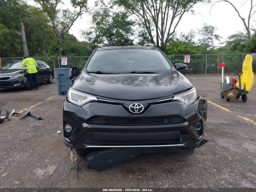 TOYOTA RAV4 - zdjęcie 12