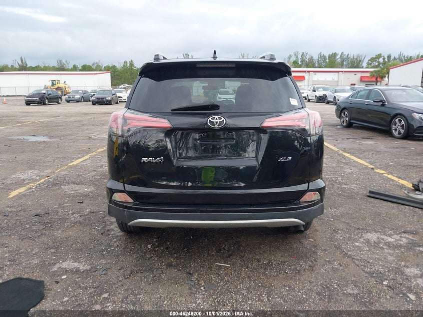 TOYOTA RAV4 - zdjęcie 16