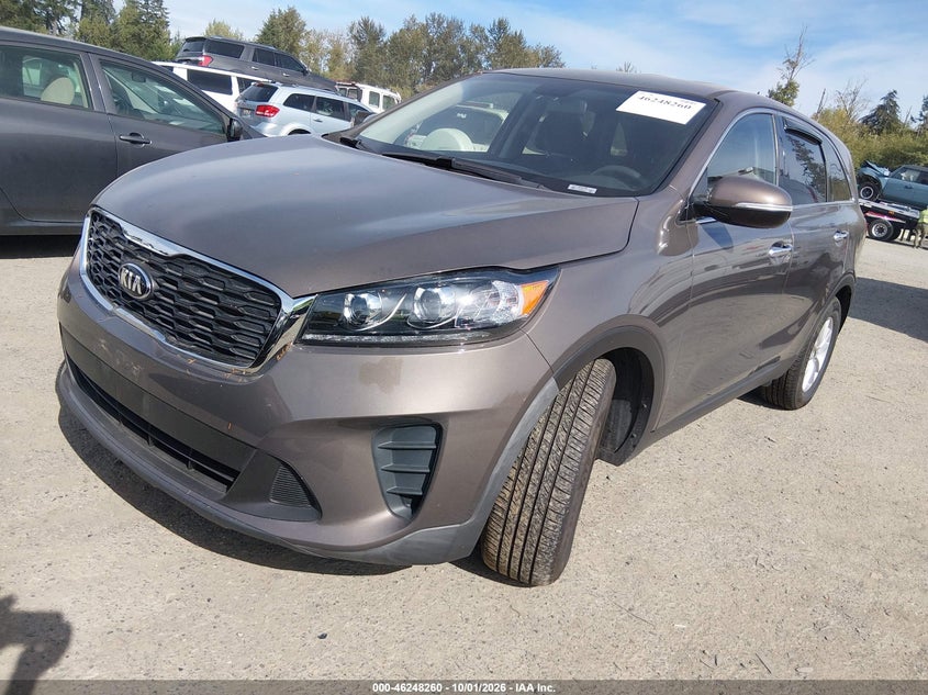 2019 Kia Sorento 3.3L Lx, Right Front, IAAI, VIN 5XYPGDA54KG447827 — photo 2
