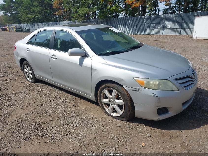 Vin: 4t1bf3ekxbu215749, lot: 46748346, toyota camry le 2011 img_1