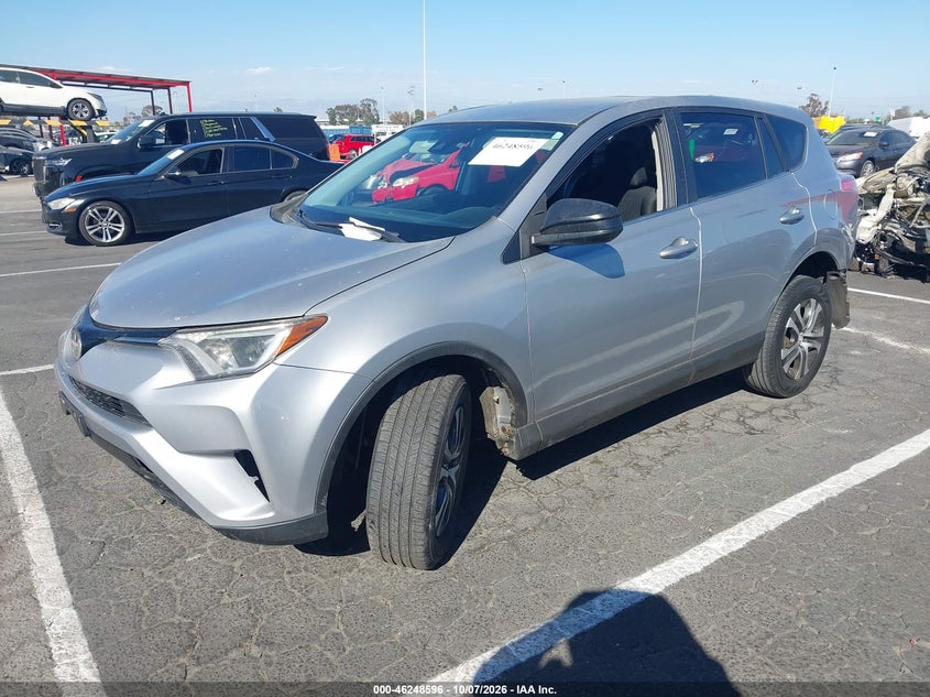 Vin: 2t3bfrev4jw731107, lot: 46748622, toyota rav4 le 20182