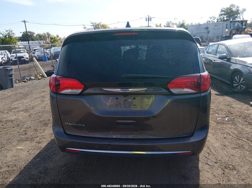 CHRYSLER PACIFICA - zdjęcie 16