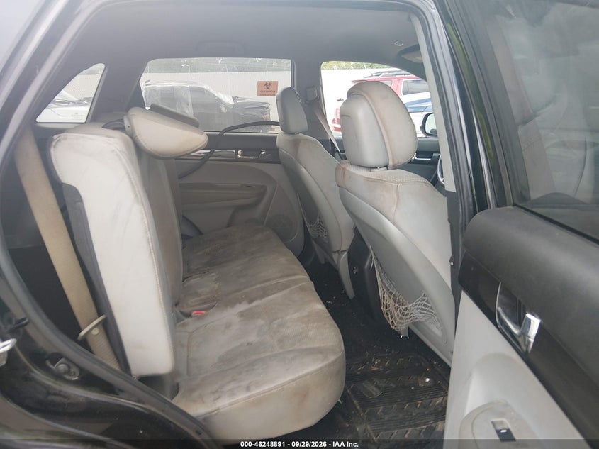 KIA SORENTO 2011 VIN 5XYKT3A15BG153835