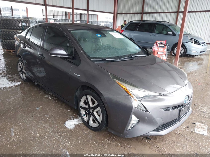 Vin: jtdkarfu4h3540661, lot: 46749080, toyota prius three touring 20171
