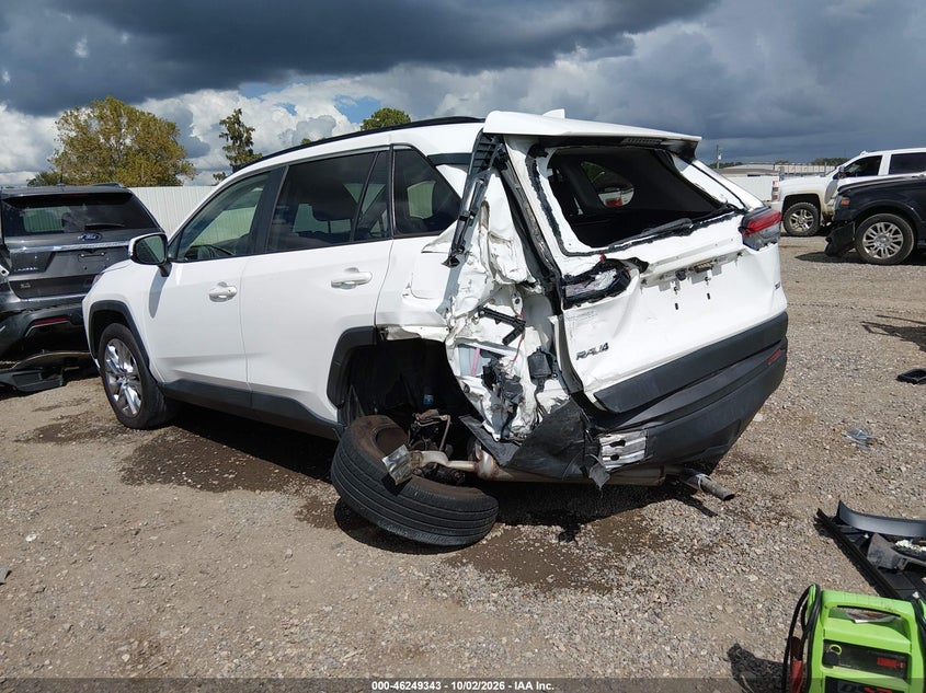 TOYOTA RAV4 - zdjęcie 3