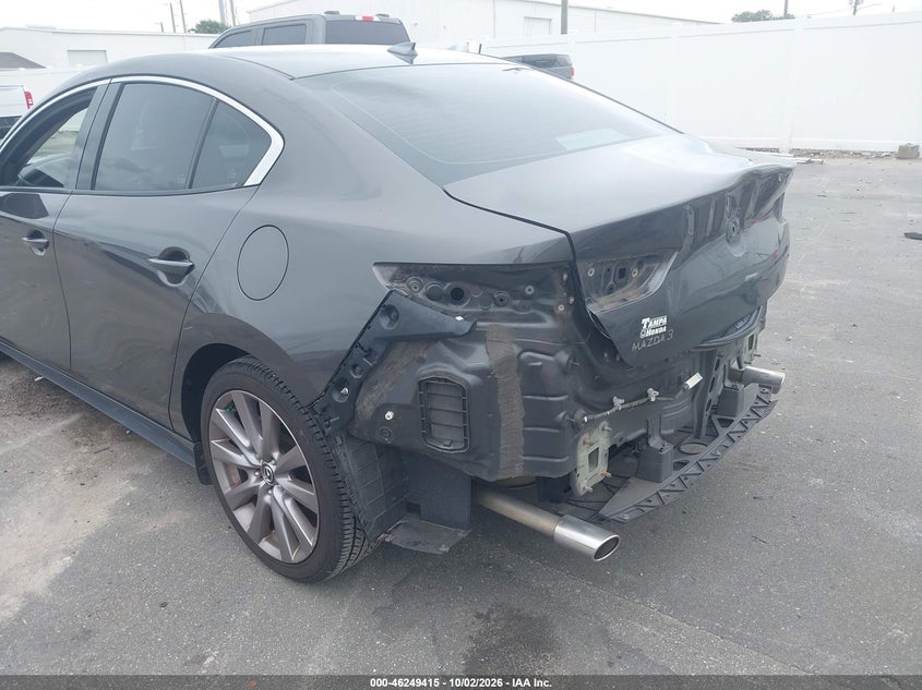 MAZDA MAZDA3 - zdjęcie 21