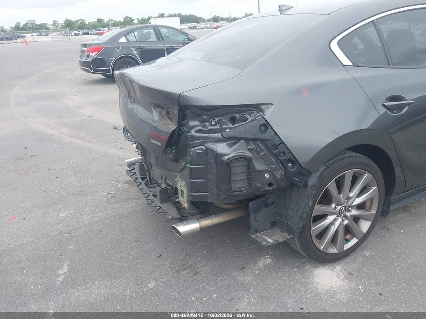 MAZDA MAZDA3 - zdjęcie 22