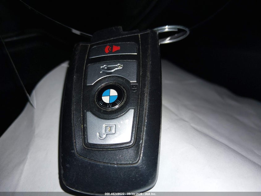 2018 BMW 320I · Фото 11
