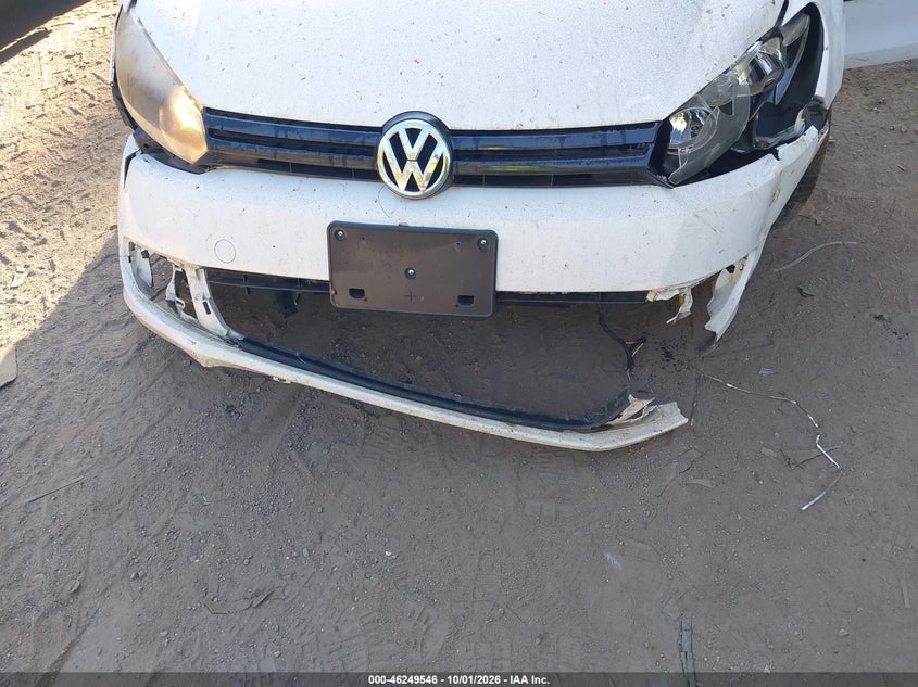 2014 VOLKSWAGEN GOLF 2.0L TDI · Photo 6
