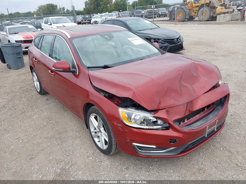 Vin: yv140mec8f1211679, lot: 46749591, volvo v60 t5 premier plus 2015 img_1