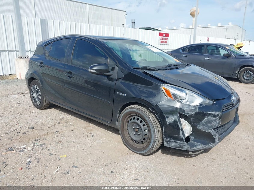 2015 TOYOTA PRIUS C TWO