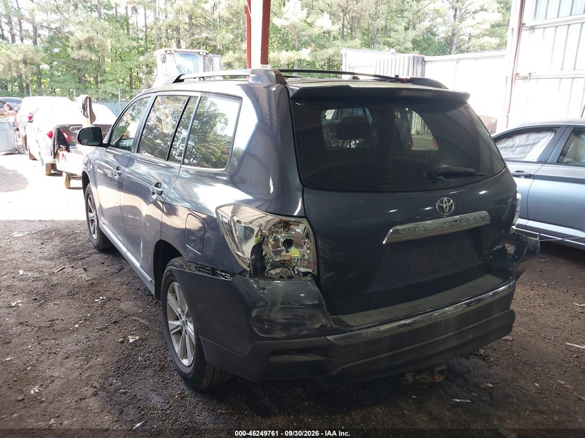 Vin: 5tdbk3eh8bs066900, lot: 46749787, toyota highlander base v6 20113