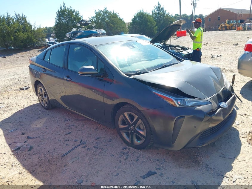 Vin: jtdkarfu4k3092090, lot: 46749918, toyota prius xle 2019 img_1