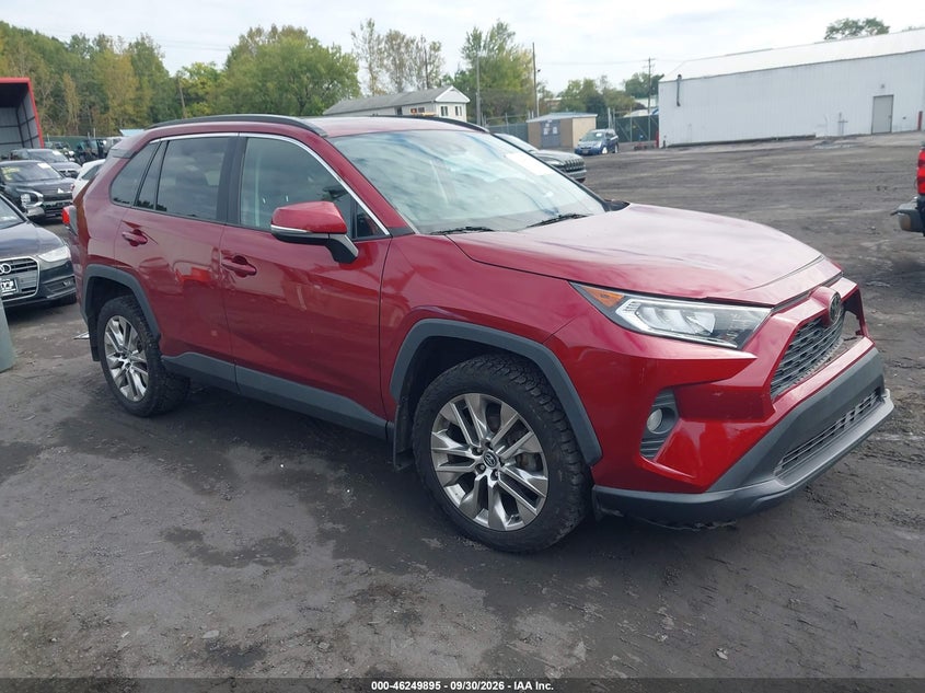 TOYOTA RAV4 - zdjęcie 1