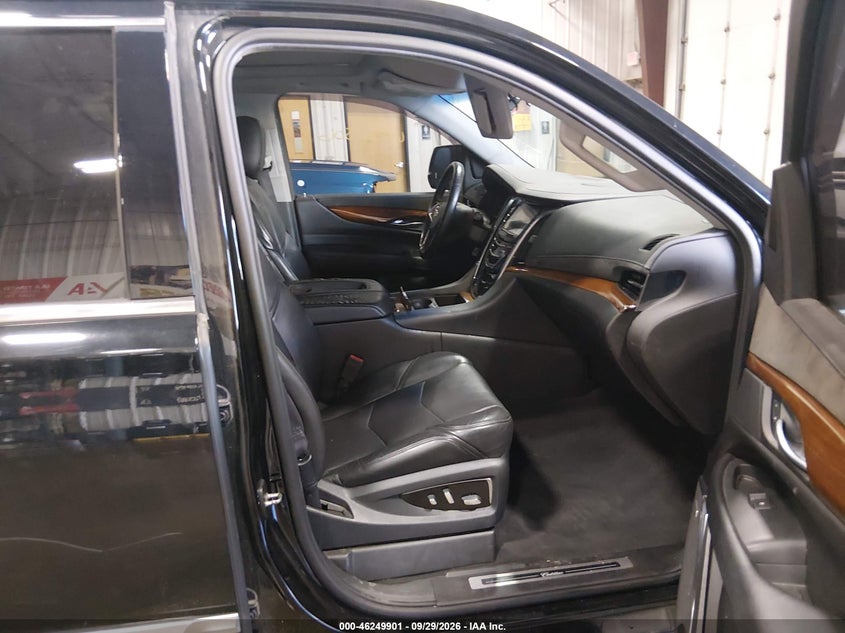 2017 CADILLAC ESCALADE PREMIUM LUXURY · Фото 5