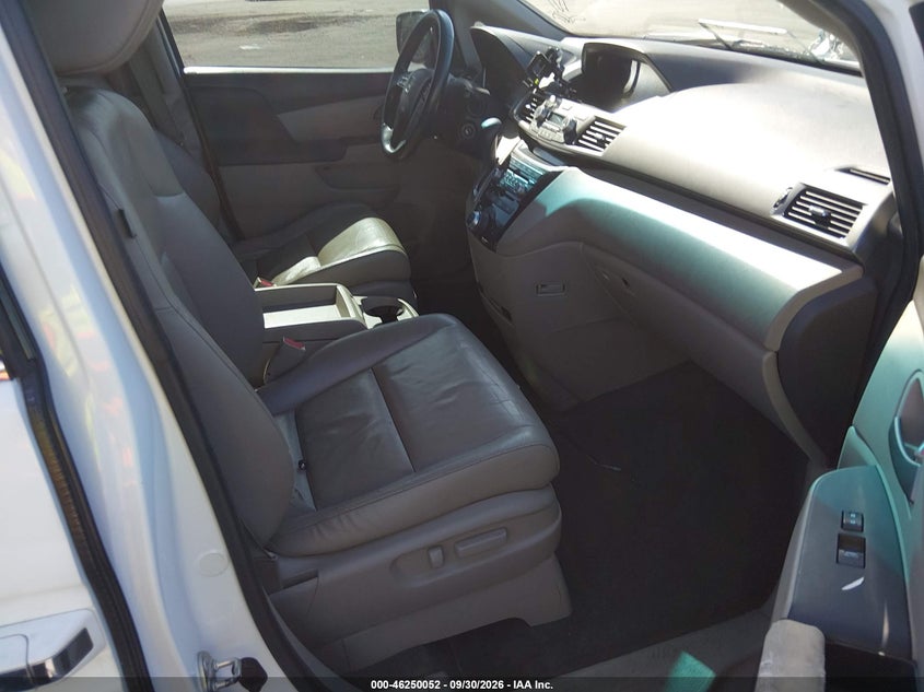 HONDA ODYSSEY 2011 VIN 5FNRL5H97BB002413