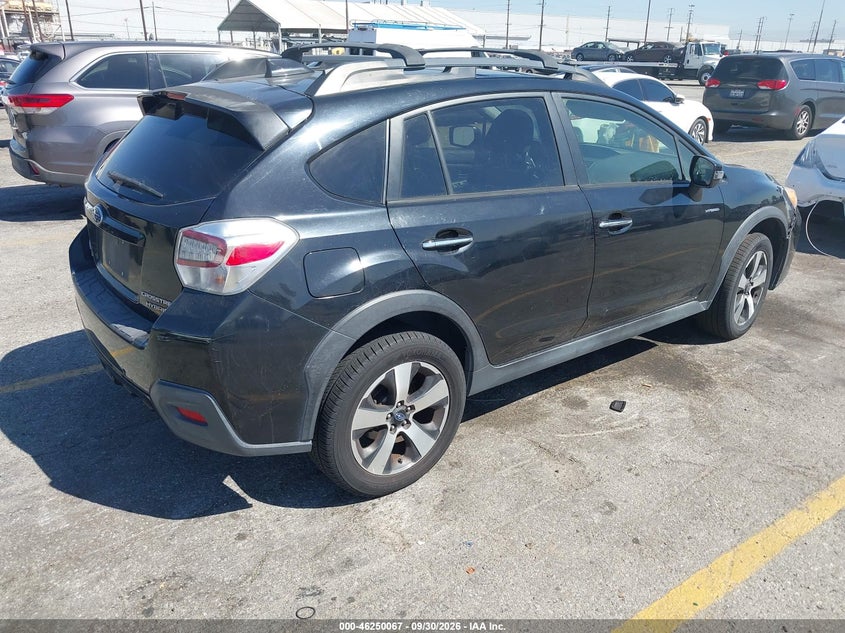 2016 SUBARU CROSSTREK HYBRID TOURING · Фото 4