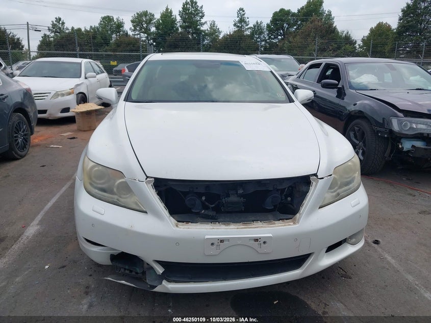2012 LEXUS LS 460 L · Фото 13