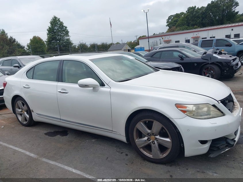 2012 LEXUS LS 460 L · Фото 14