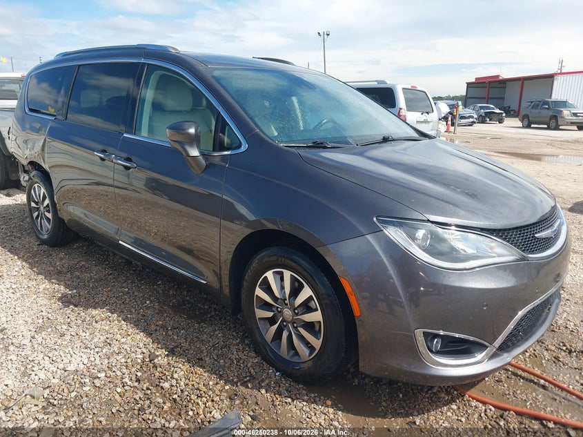 Vin: 2c4rc1eg5lr245929, lot: 46750264, chrysler pacifica touring l plus 20201