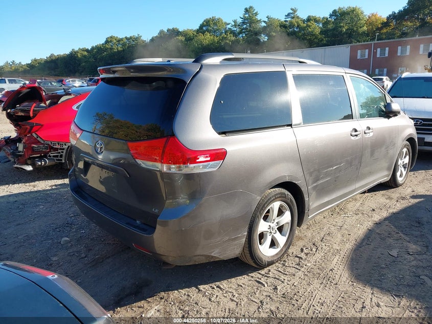 Vin: 5tdkk3dc5es465581, lot: 46750282, toyota sienna le v6 8 passenger 20144