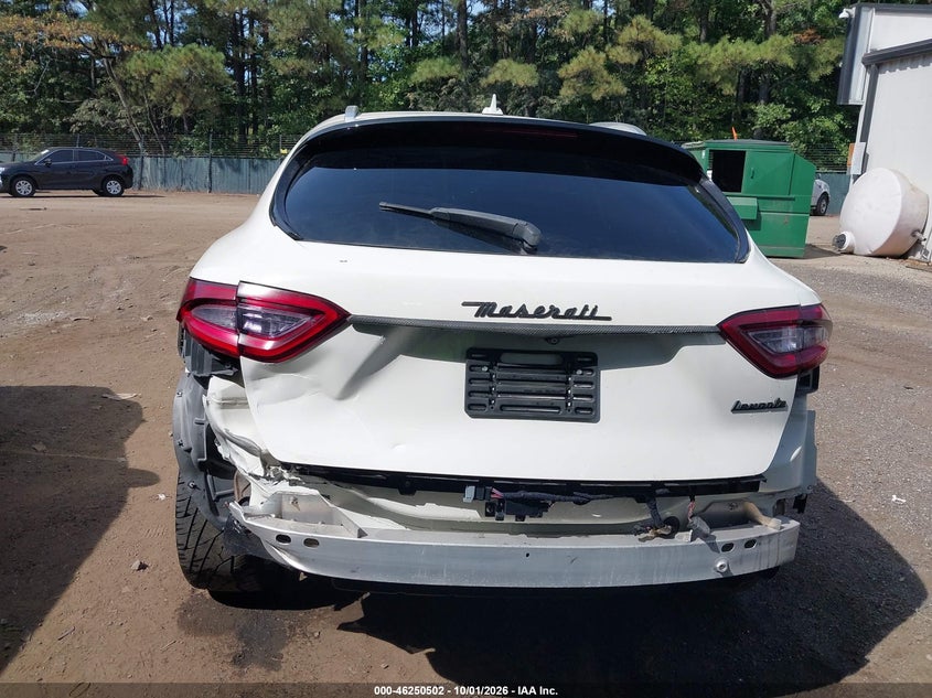 MASERATI LEVANTE - zdjęcie 17