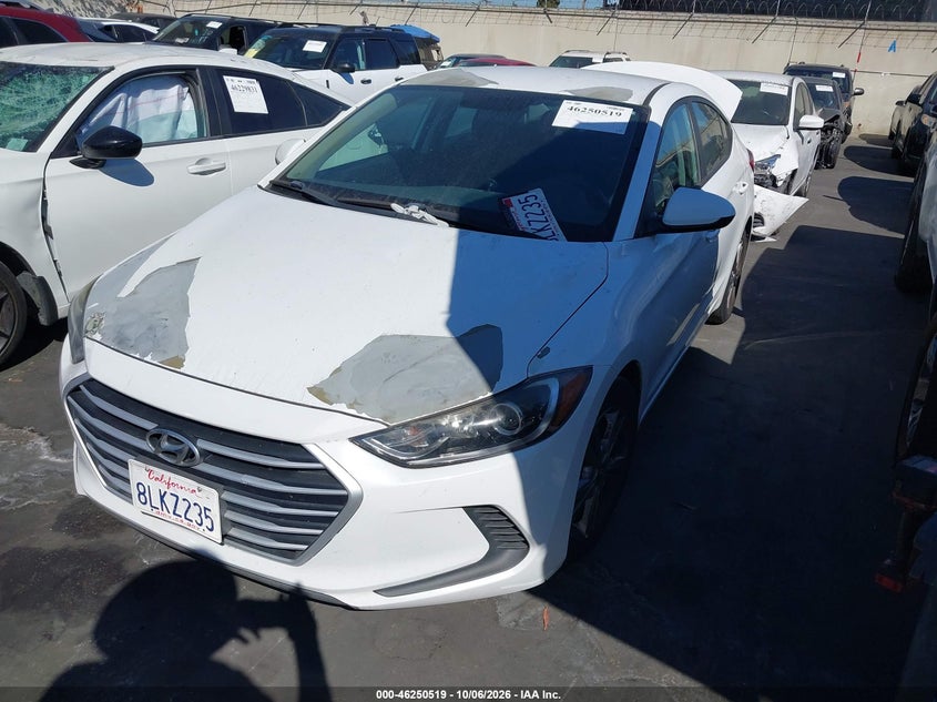 2018 Hyundai Elantra Sel, Удар сзади, IAAI, VIN 5NPD84LFXJH298885 — фото 2
