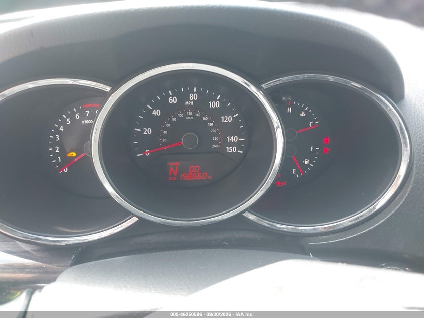 KIA SORENTO 2011 VIN 5XYKUDA25BG052130